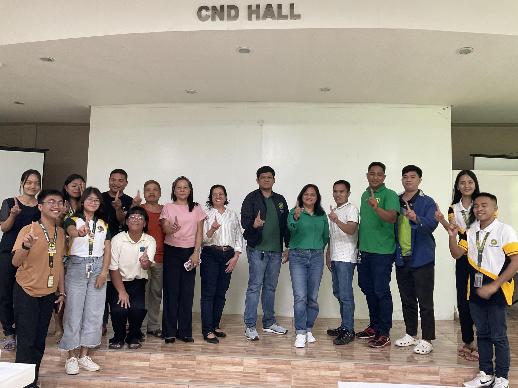 UNIVERSITY ALUMNI OFFICE HOLDS ANNUAL REVIEW, PLANNING MEETING